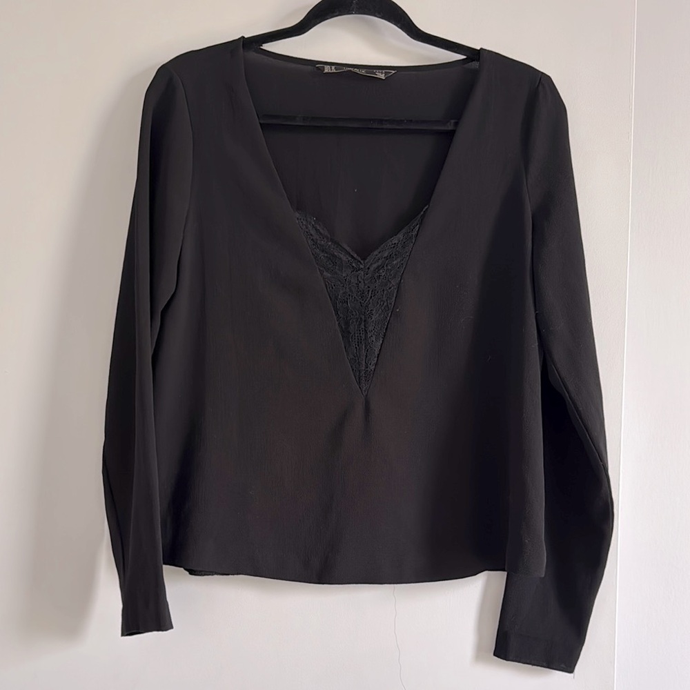 ZARA Black Long Sleeve V-Neck Blouse with Lace Detail | Size M